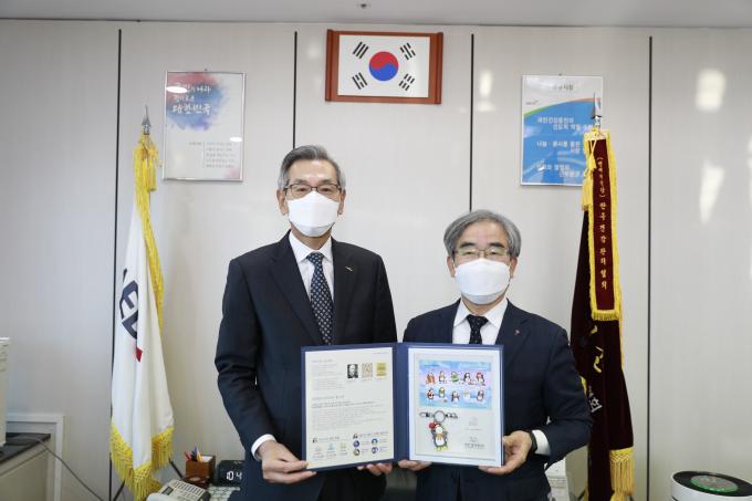 크리스마스 씰 전달식 사진